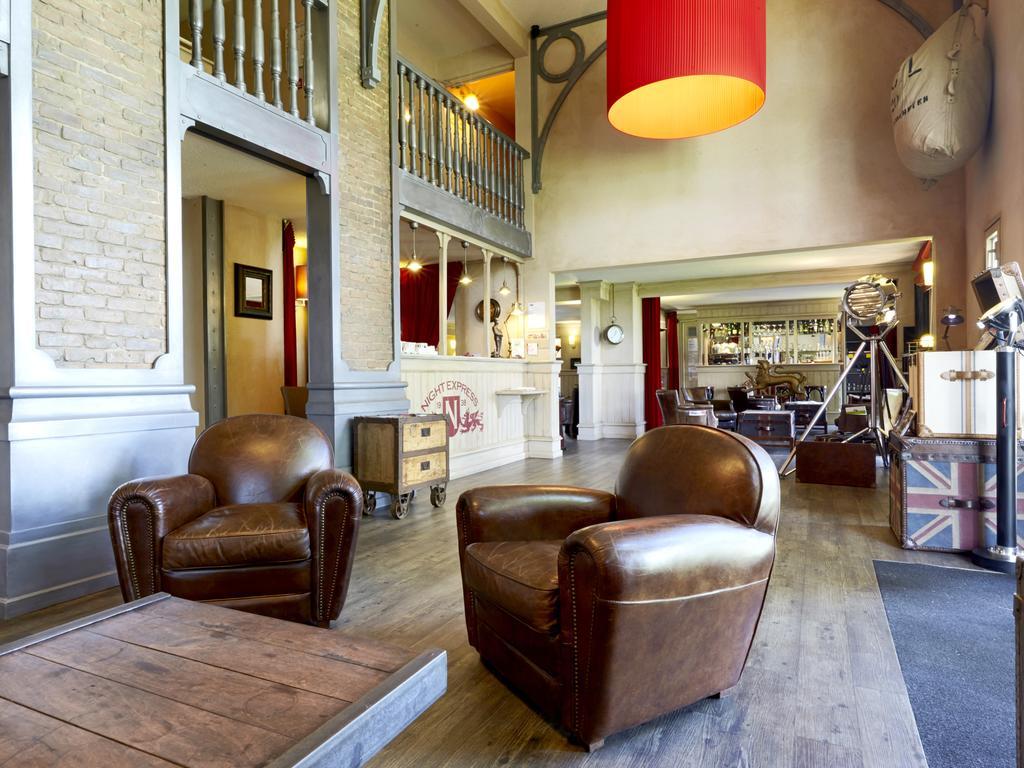 Brit Hotel Essentiel Cholet Exterior photo